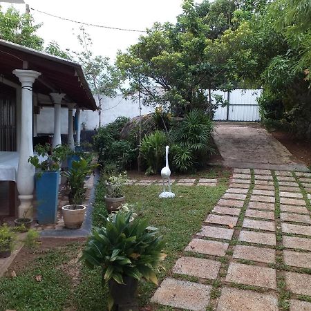 Sethun Villa ฮิกคาดูวา ภายนอก รูปภาพ