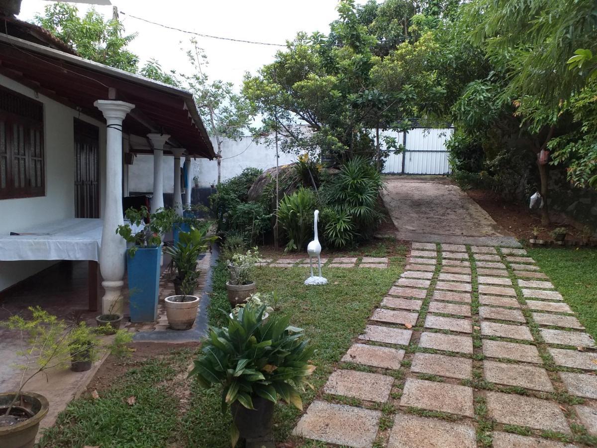 Sethun Villa ฮิกคาดูวา ภายนอก รูปภาพ